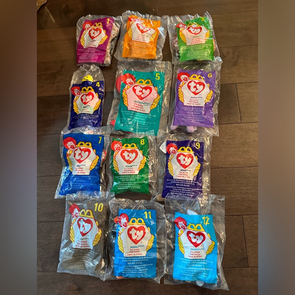 Beanie babies 1990s (10 of them sealed)